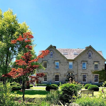 Отель Longville House Upper Welson Экстерьер фото