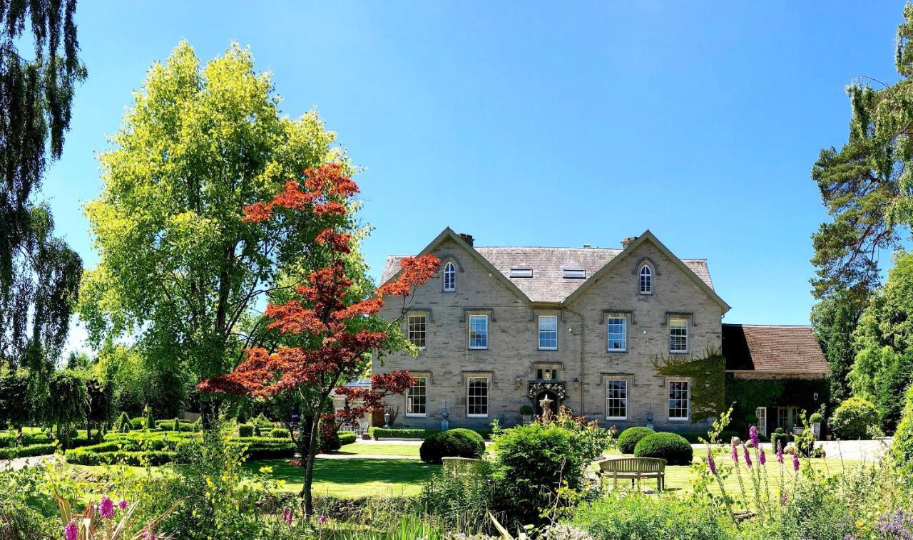 Отель Longville House Upper Welson Экстерьер фото
