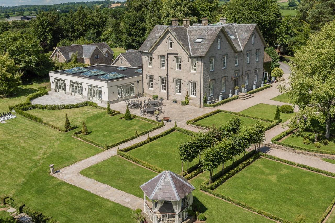 Отель Longville House Upper Welson Экстерьер фото