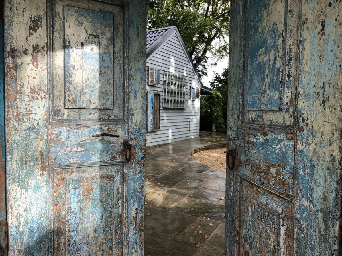 Отель Longville House Upper Welson Экстерьер фото